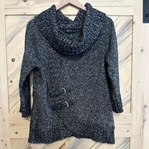 Large INC sweater with leather-like buckles black and white very soft